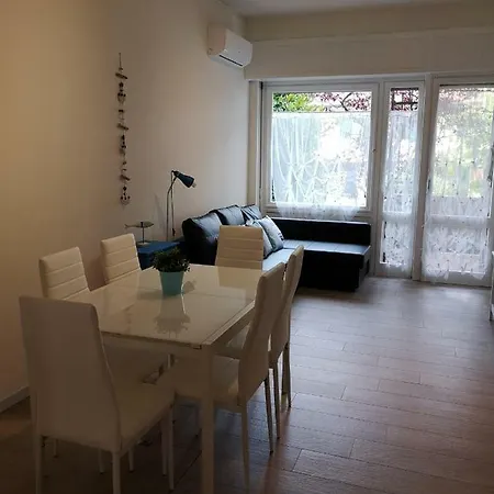 Casa Patri В'яреджо